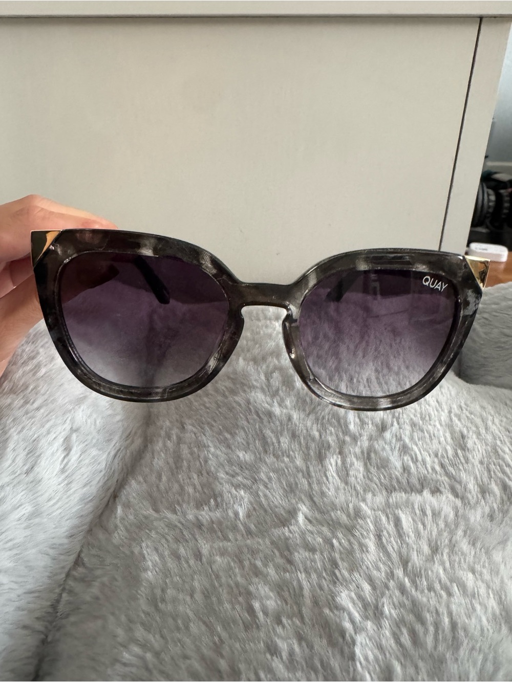 Quay Australia Gray Tortoiseshell Oversized Cat-Eye Sunglasses
